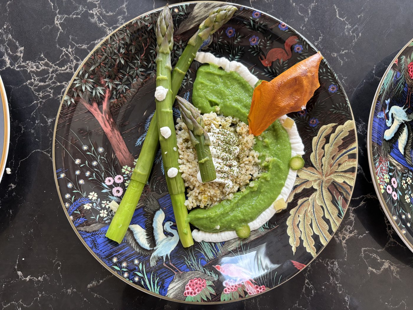 Asperges vertes, purée et boulgour